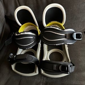 Nike ACG Snowboard Bindings Bootlock Size Large New